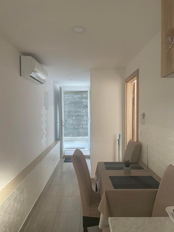 Rustika Apartment Split Exterior foto